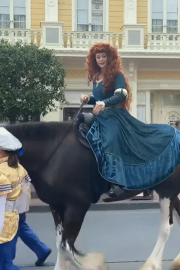 Merida’s Horse Gets Caught in a Balloon at Disney World Magic Kingdom